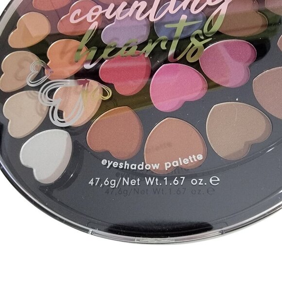 Brand new Essence Hearts Eyeshadow Palette NWOB 28 Shadows - Picture 4 of 7